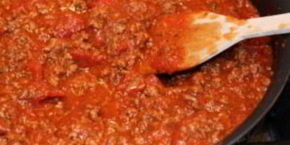 Шаг 1: спагетти с фаршем и томатным соусом