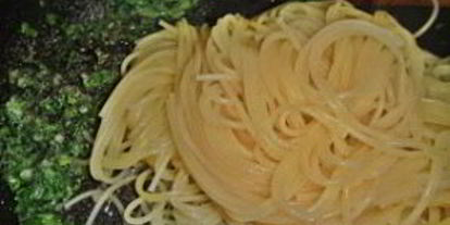 Шаг 3: спагетти с зеленью