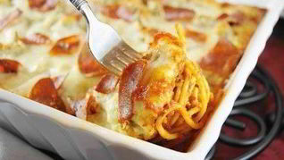 Рецепт Спагетти, запеченных с пепперони и сыром