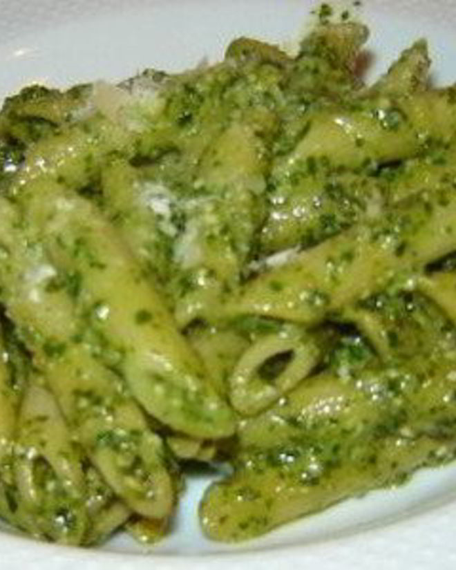 Рецепт зеленой пасты со шпинатом, спаржей и козьим сыром