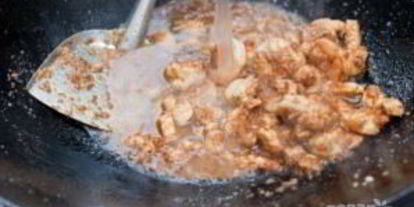 Шаг 9: жареной лапши с курицей и креветками