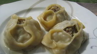 Рецепт Мантов Дружба с тройным мясом