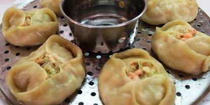 Шаг 10: мантов с семгой и шафраном