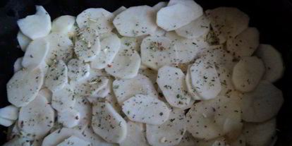 Шаг 2: картофеля с отбивными по-французски