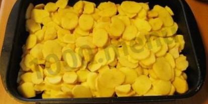 Шаг 8: картошки по-французски с фаршем в духовке