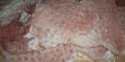 Шаг 1: мяса по-французски с грибами и помидорами