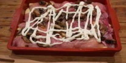 Шаг 3: мяса по-французски в духовке с картошкой