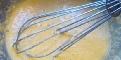 Шаг 2: мяса по-французски в горшочках