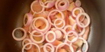 Шаг 1: свинины по-французски в мультиварке