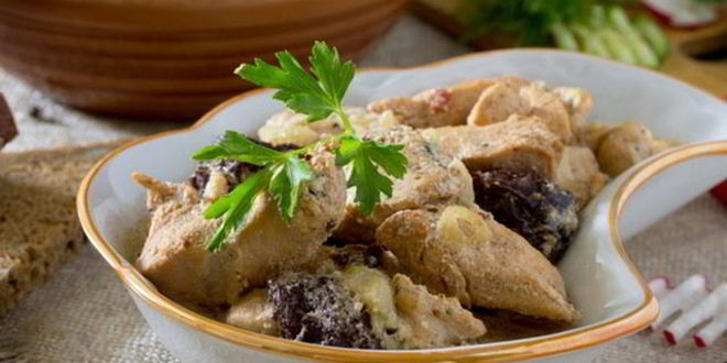 Рецепт филе куриного с черносливом и курагой