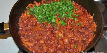 Шаг 5: копченого мяса с фасолью