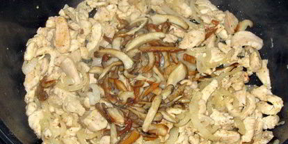 Шаг 5: куриного филе по-строгановсков