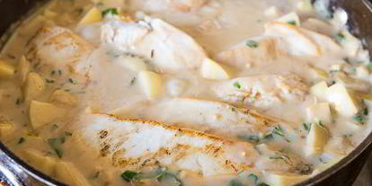 Шаг 12: курицы в винном соусе с яблоками