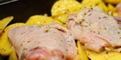 Шаг 4: маринованной в кефире курица с картофелем