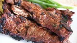 Рецепт Маринованных свиных ребрышек на гриле