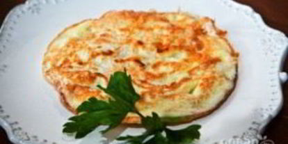 Шаг 6: мяса в омлете