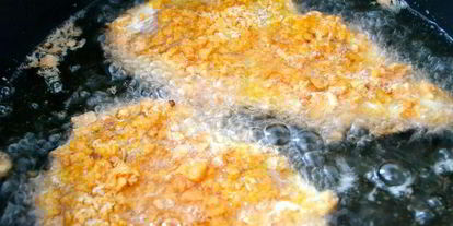 Шаг 6: отбивных в кукурузной корочке