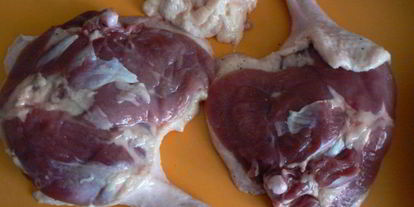 Шаг 1: утиных ножек с молодым картофелем