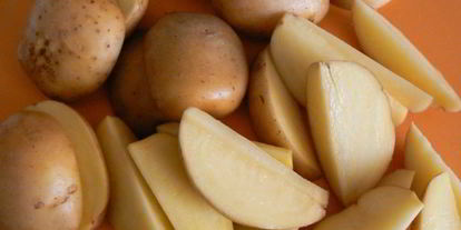 Шаг 2: утиных ножек с молодым картофелем