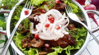 Рецепт Утки барбекю с шампиньонами и маринованным луком