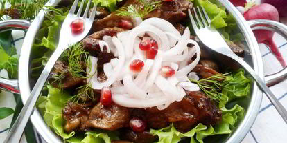 Шаг 7: утки барбекю с шампиньонами и маринованным луком