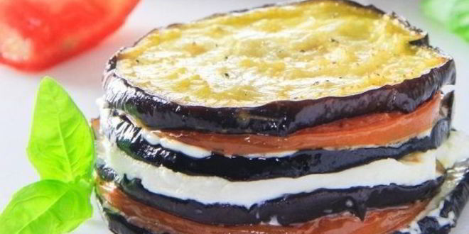 Рецепт баклажанов с моцареллой и помидорами