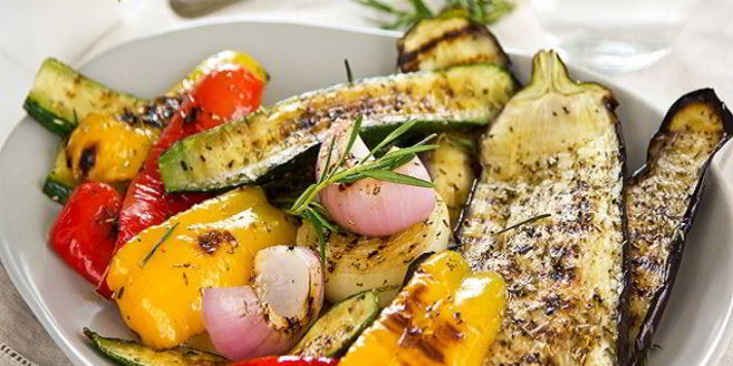 Рецепт баклажанов в томатах с болгарским перцем