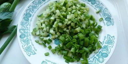 Шаг 2: ботвиньи с жареным карпом