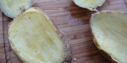 Шаг 1: дважд запеченный картофель с двумя начинками