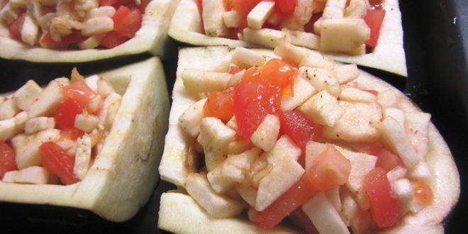 Рецепт Фаршированных баклажанов с сыром и помидорами