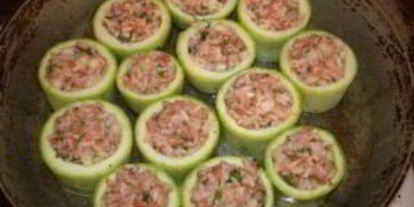 Шаг 3: кабачков фаршированных мясом