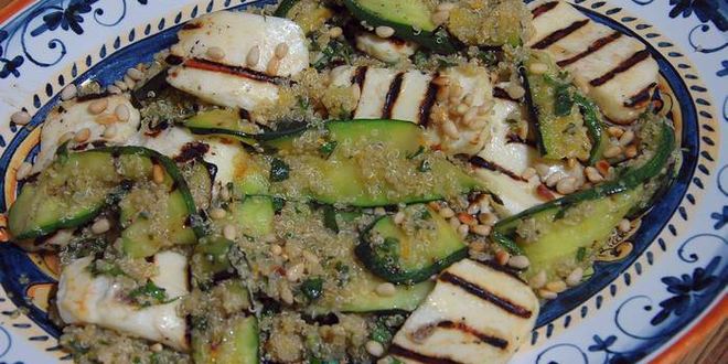 Рецепт киноа с цукини и сыром халуми на гриле