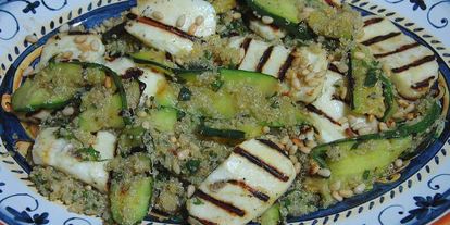 Шаг 11: киноа с цукини и сыром халуми на гриле