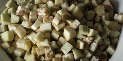 Шаг 1: перца фаршированного баклажанами в томате