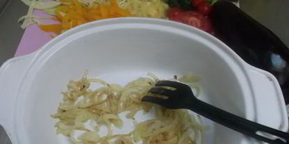 Шаг 2: тушенных овощей