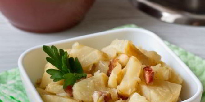 Рецепт тушеного сельдерея с беконом