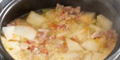 Шаг 5: тушеного сельдерея с беконом