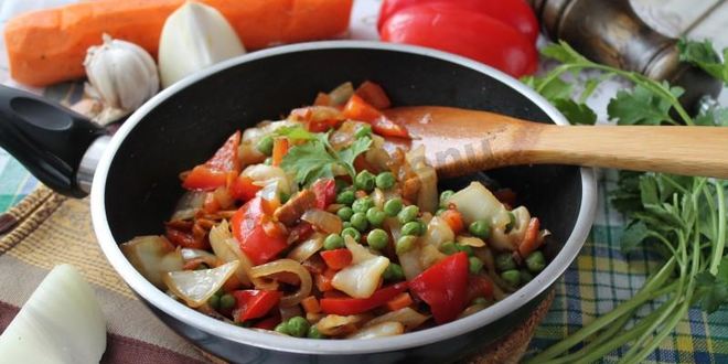 Рецепт Тушеных овощей на сковороде