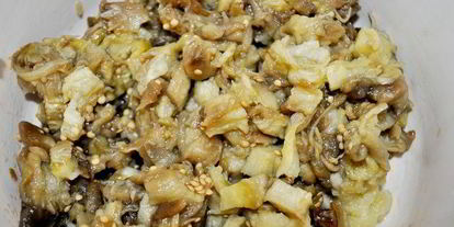 Шаг 4: запеченных баклажанов, фаршированных курицей