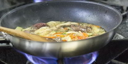 Шаг 9: баклажанов с куриной печенью и овощами