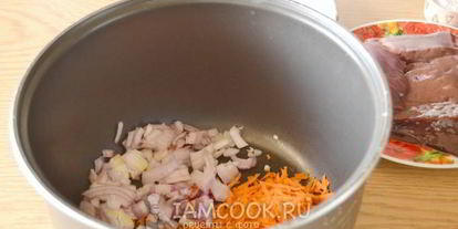 Шаг 3: говяжьей печени тушеной в соусе в мультиварке