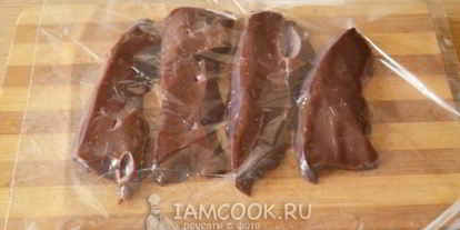 Шаг 4: говяжьей печени тушеной в соусе в мультиварке