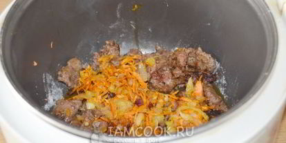 Шаг 8: говяжьей печени тушеной в соусе в мультиварке
