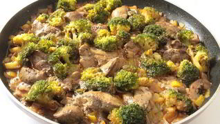 Рецепт Куриной печени с брокколи и грибами