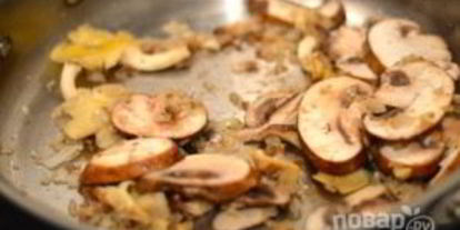 Шаг 5: куриной печени с грибами в сливочном соусе