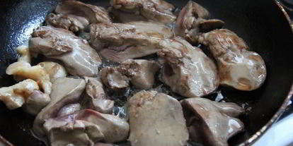 Шаг 4: куриной печени с вишневым соусом