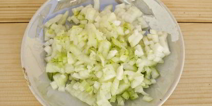 Шаг 4: куриной печени с зеленым горошком