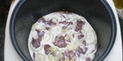 Шаг 4: куриной печени в сливках в мультиварке