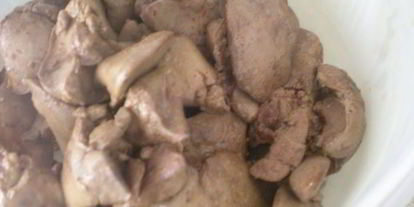 Шаг 4: куриной печенки с красным луком в красном вине