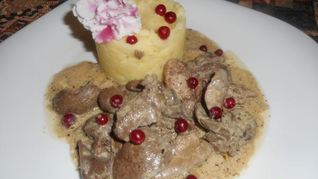 Рецепт Печени кролика в сливочном соусе